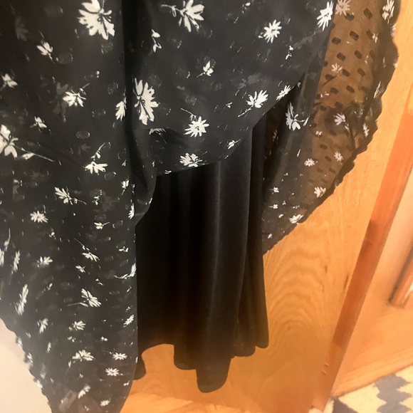 NWT $199 Spring + Mercer Chic Black Floral Midi or  Maxi Dress Open Tie Back SzL - Picture 6 of 13